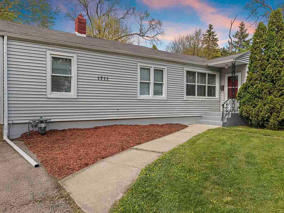 1st image of 1711 Barton Blvd