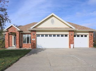 104 Eagle Ridge Cir, Council Bluffs, IA 51503