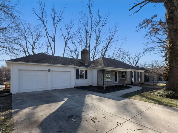 6435 Maple Dr, Mission, KS 66202