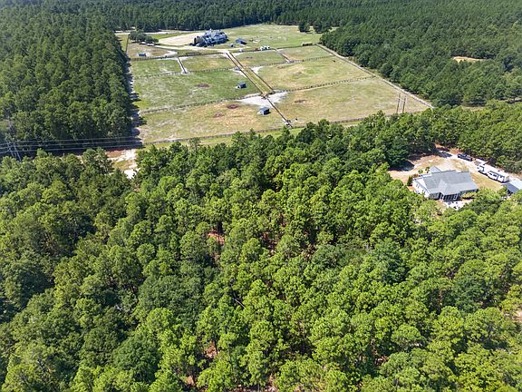 3rd image of 514 Seabiscuit Ln