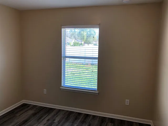 3201 Ginny Lake Dr — Photo 15