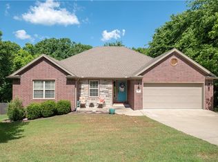 10 Morganshire Ln, Bella Vista, AR 72714