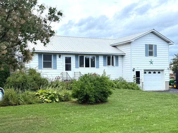 1278 State Highway 9b, Champlain, NY 12919