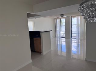 2821 N Miami Beach Blvd #3L, North Miami Beach, FL 33160