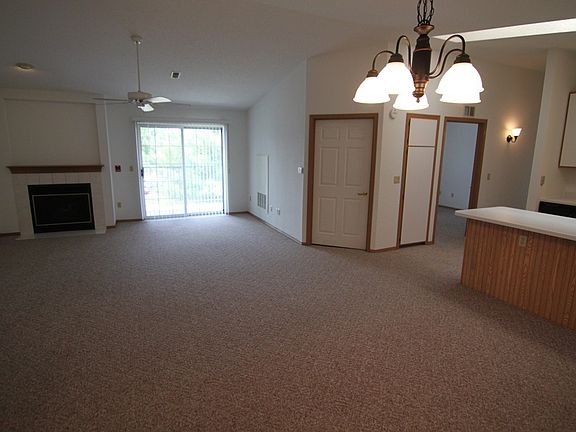 5th image of 2114-2210 Meadowland Dr #2124-104
