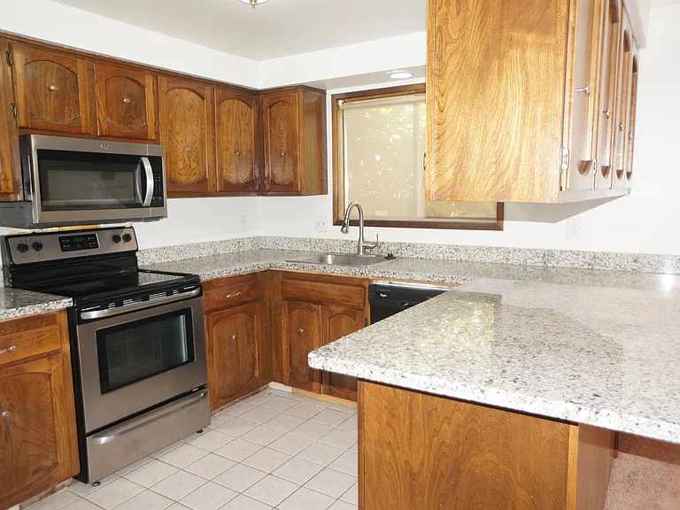 6404 SE Furnberg St — Photo 7