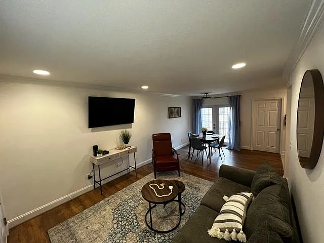 625 Penny Ln #625 — Photo 15