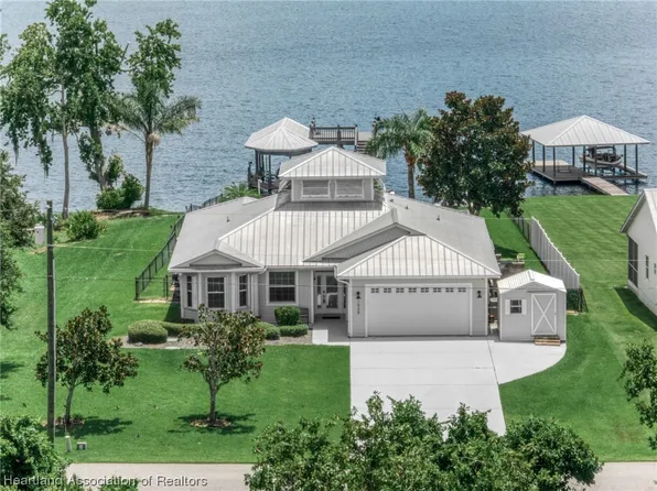 1028 Lake Carrie Dr, Lake Placid, FL 33852