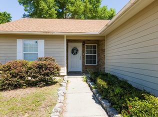 100 Roosevelt Dr, Midway, FL 32343