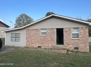 2016 Wahl St, Milan, TN 38358