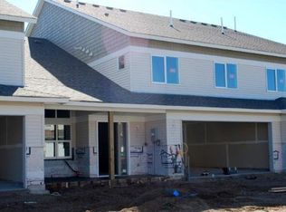 6957 99th St, Court Cottage Grove, MN 55016