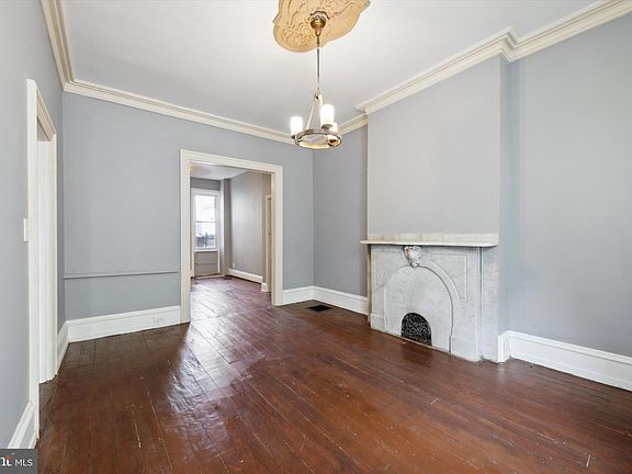 3rd image of 1760 Frankford Ave