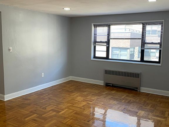 2nd image of 54 S Munn Ave #7J
