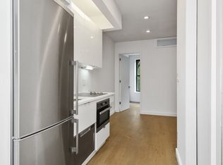 22 Spring St #8, New York, NY 10012