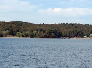 114 Hillvale Dr, Waverly, TN 37185