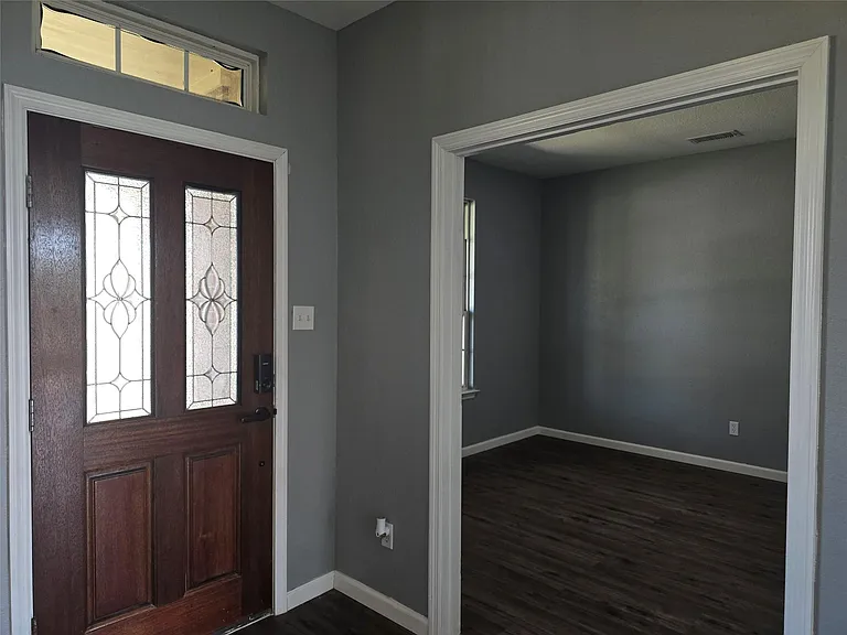 5210 Benton Dr — Photo 4