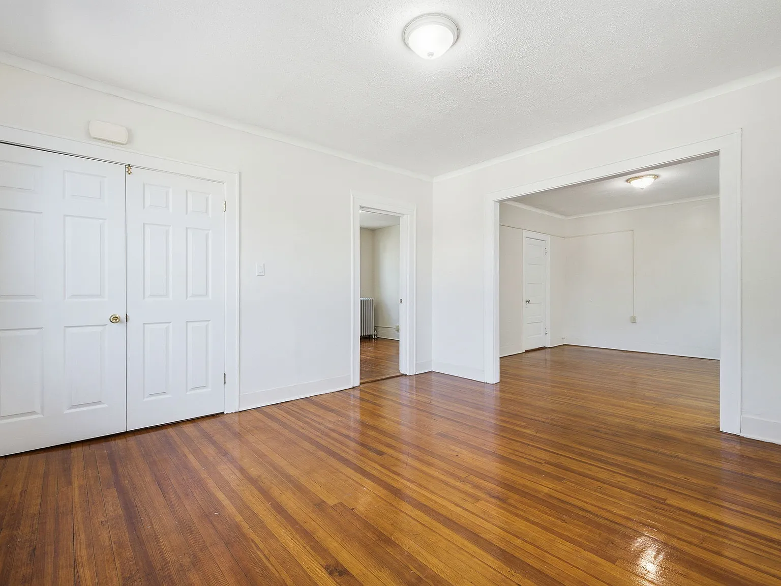 2 bed, 1100 sqft, $1,675 — Photo 2
