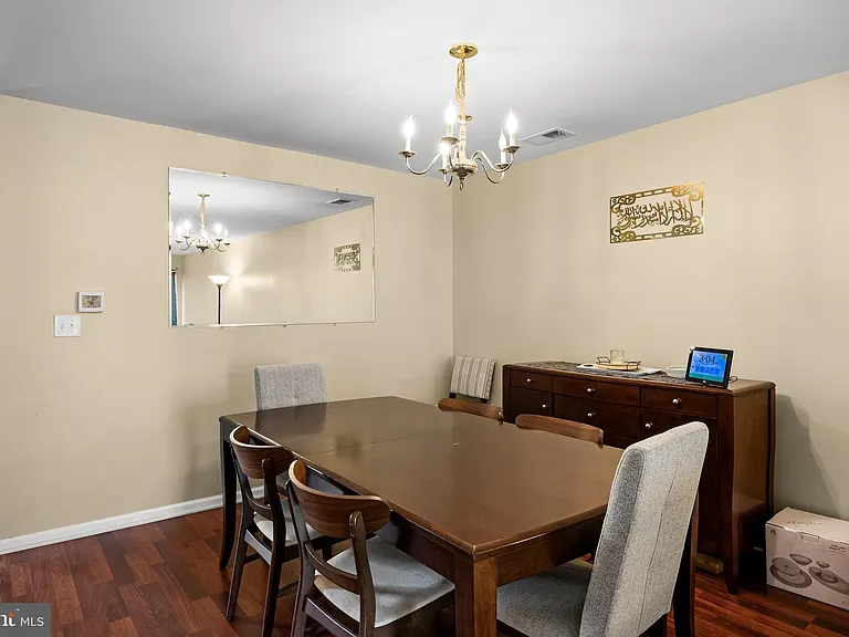 108 Tattersall Dr — Photo 7