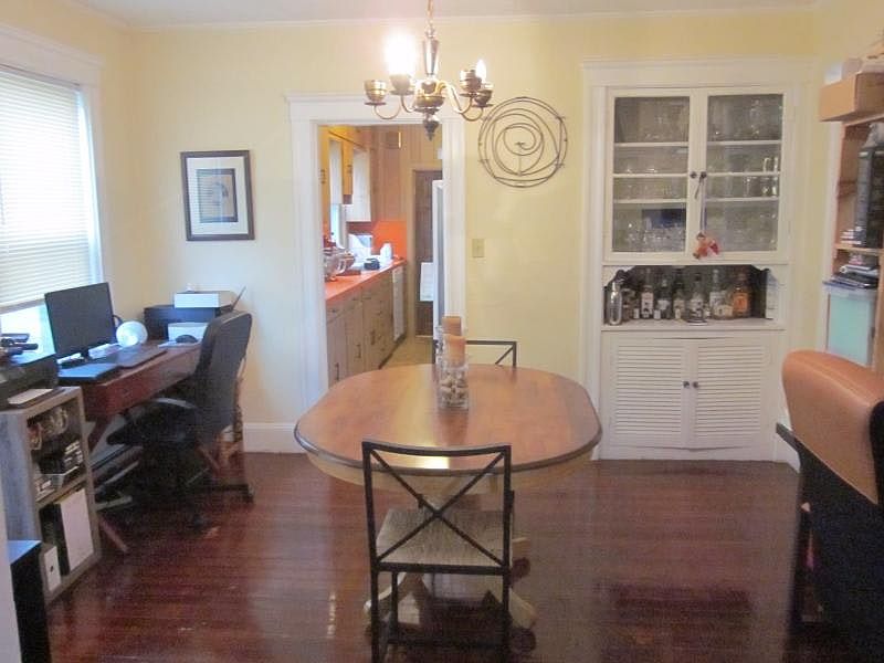 1st image of 180-190 Furnace Brook Pkwy #1