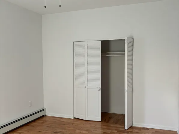 178 Orient Street image 7 of 9