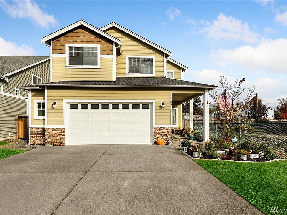 1st image of 1325 180th Street Ct E