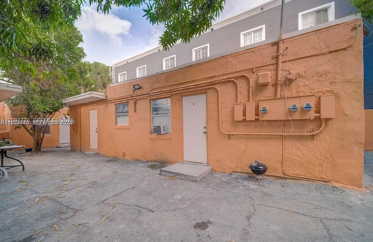 Lawrence Estates Land Cos — Photo 1