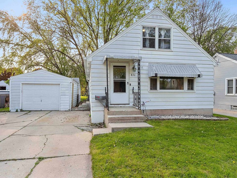 1st image of 834 Nicolet Ave