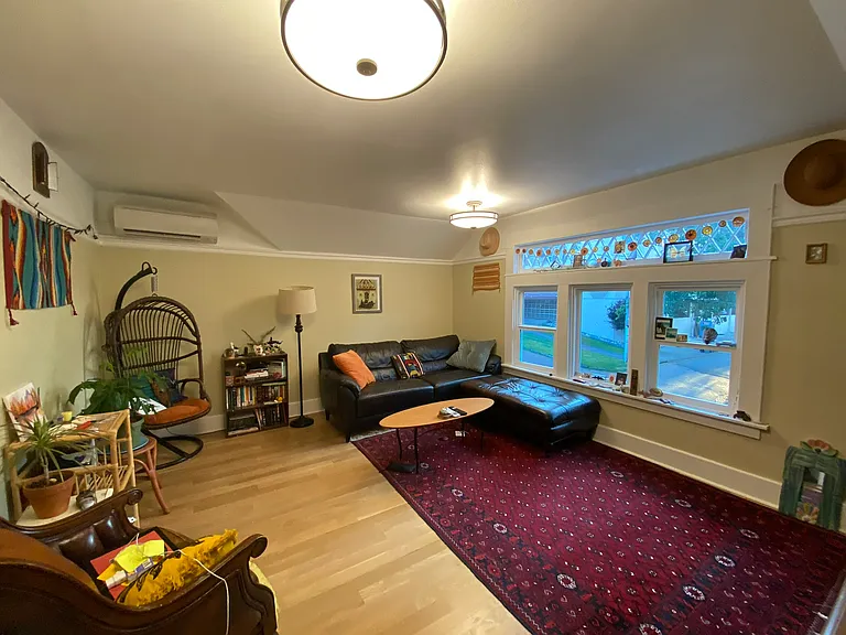 810 N 9th St #B — Photo 3