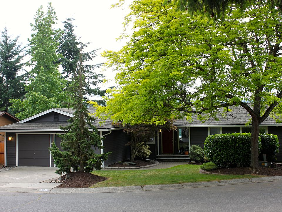 1st image of 9833 159th Pl NE