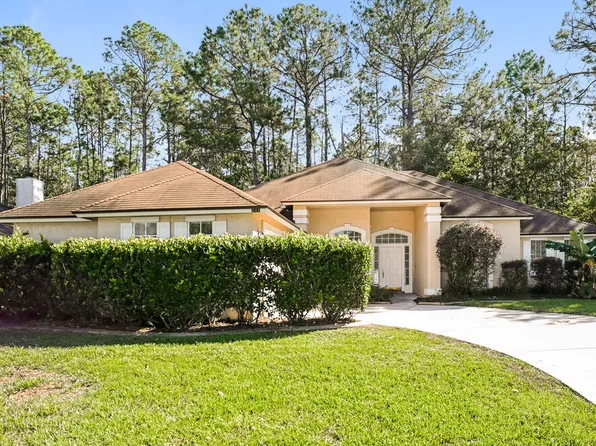 241 Maplewood Dr, Saint Johns, FL 32259