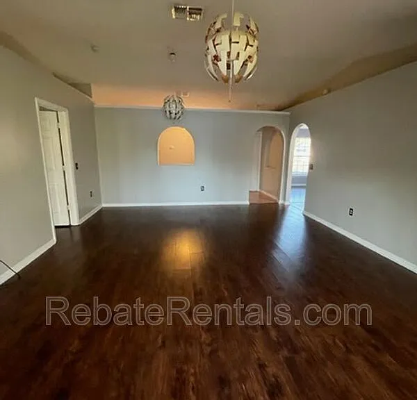 10538 Lantana Lakes Dr N — Photo 10