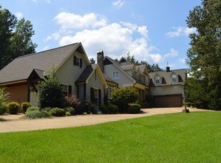 243 Deerfield Ln, Pontotoc, MS 38863