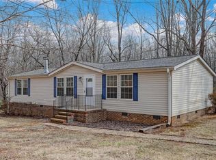 691 Meadow Branch Rd, Reidsville, NC 27320