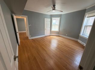 7640 S Phillips Ave #3, Chicago, IL 60649