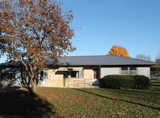 110 N Riggs St, Lone Tree, IA 52755