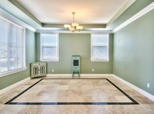 27669 Carlton Oaks St, Murrieta, CA 92562