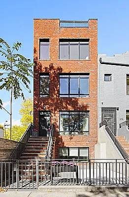 4th image of 203 Halsey St #1