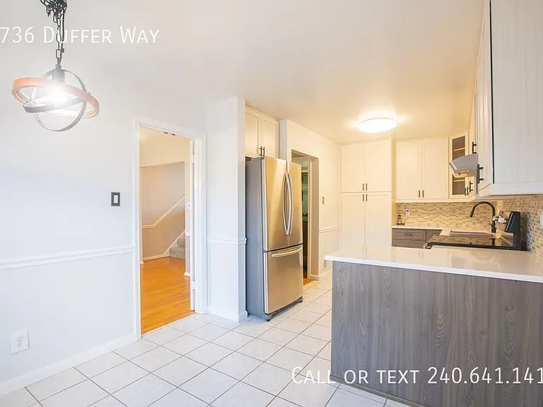 9736 Duffer Way — Photo 12