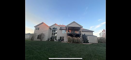 2nd image of 4433 Hampton Ln