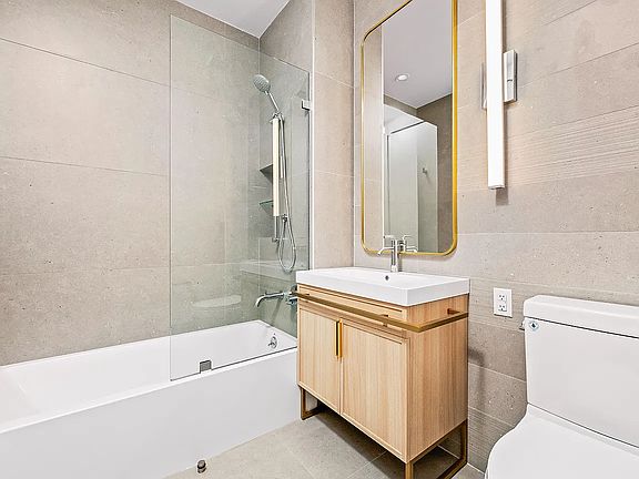 5th image of 2-24 26th Ave #411