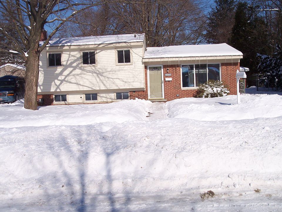 1st image of 22222 Ontaga Ave