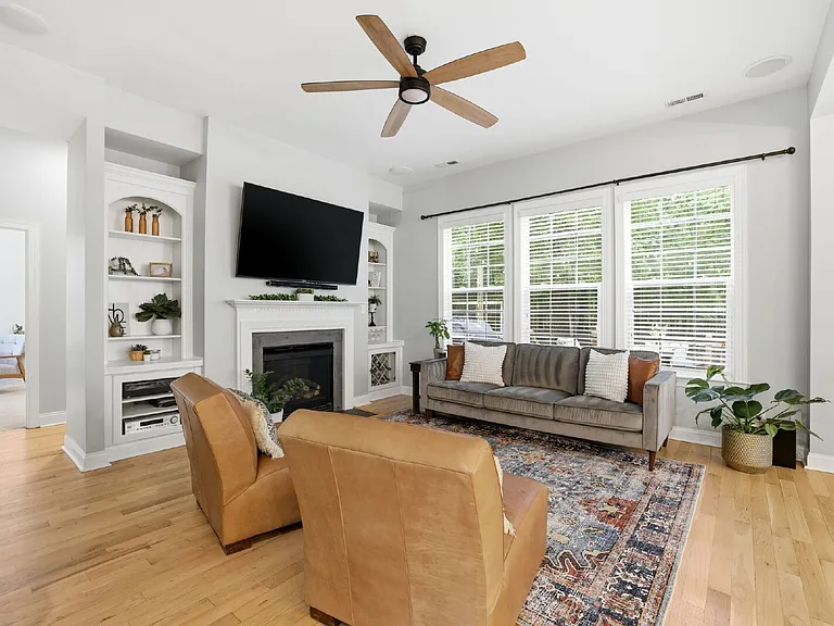 8636 Sagekirk Ct — Photo 17