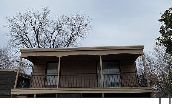 2nd image of 1318 Gardina St #18