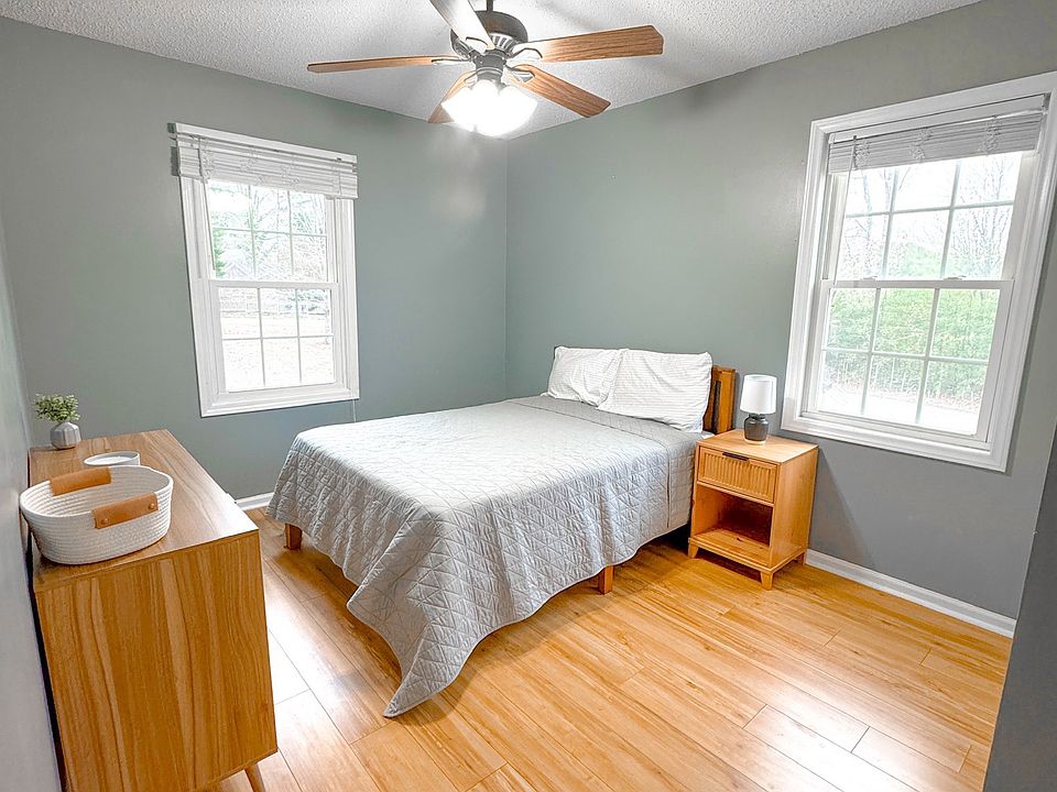 1st image of 2350 Dianne Ave #A