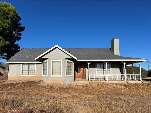 8948 Sage St, Phelan, CA 92371