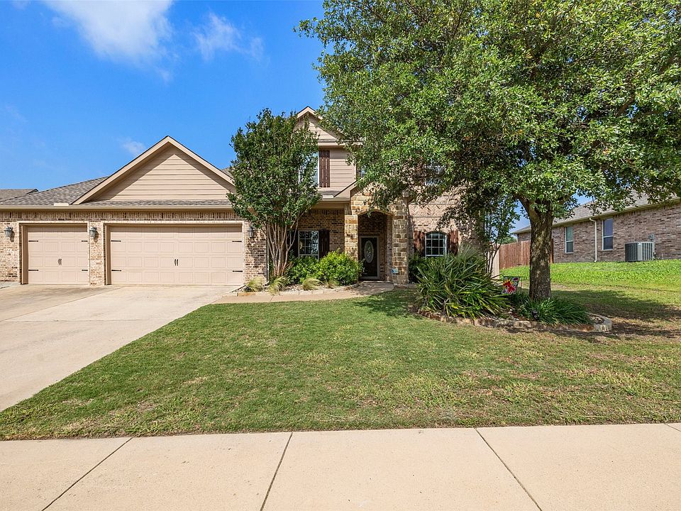 1st image of 617 Sage Brush Dr