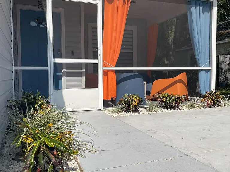 232 Nesmith Ave — Photo 4