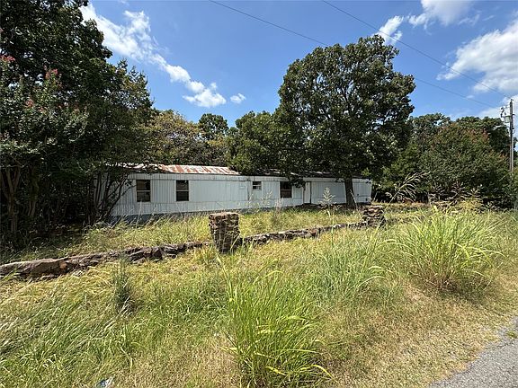2nd image of 2003 Bristow Point Rd