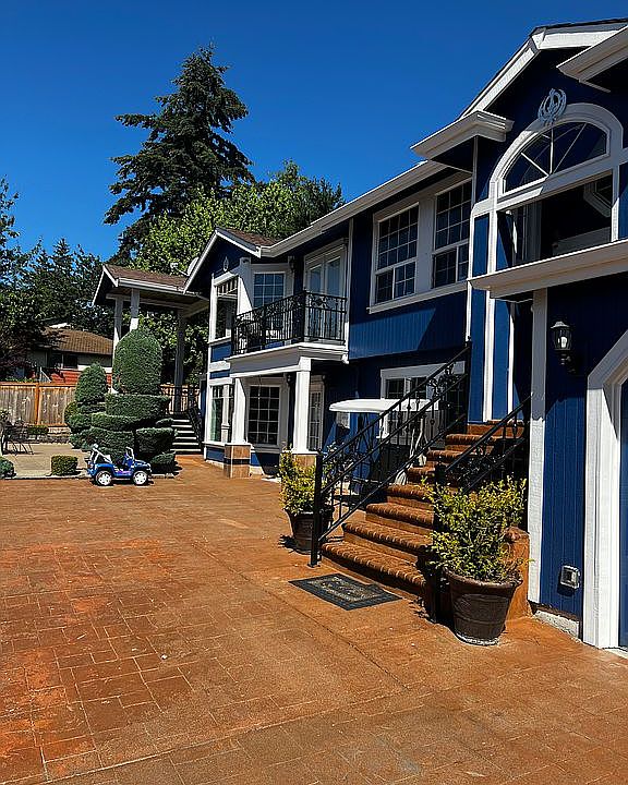 2nd image of 16903 46th Ln S