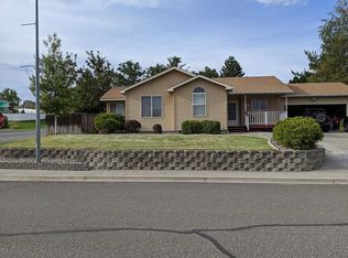 4319 Desert St, Pasco, WA 99301